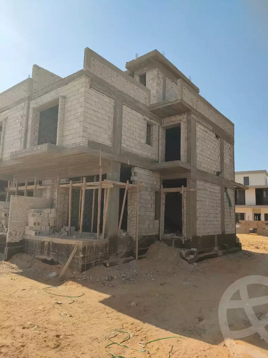 https://aqarmap.com.eg/ar/listing/6533134-for-sale-cairo-new-cairo-lmstqbl-syty-compounds-lbwskw-syty-la-natura-il-bosco-misr-italia