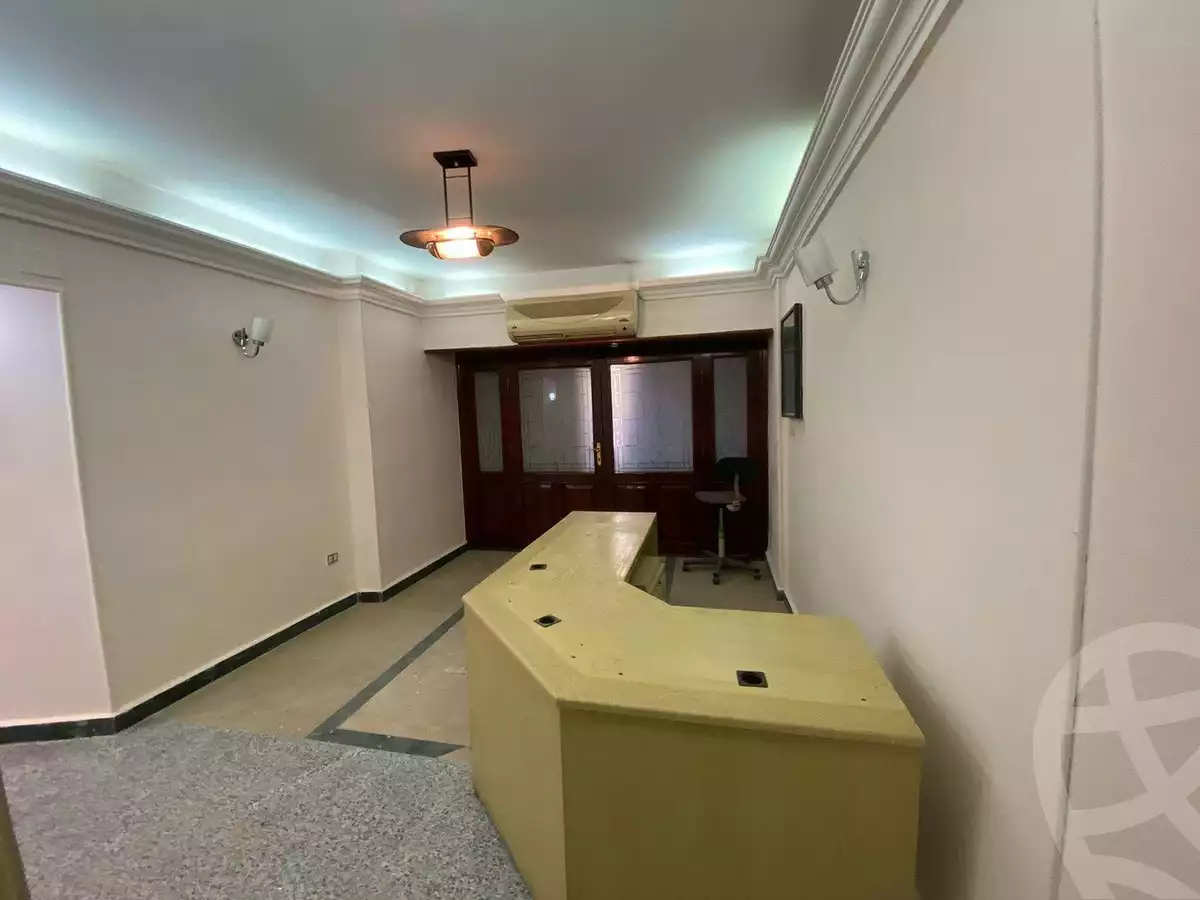 https://aqarmap.com.eg/ar/listing/6535572-for-rent-cairo-heliopolis-ard-el-golf-el-nozha-st