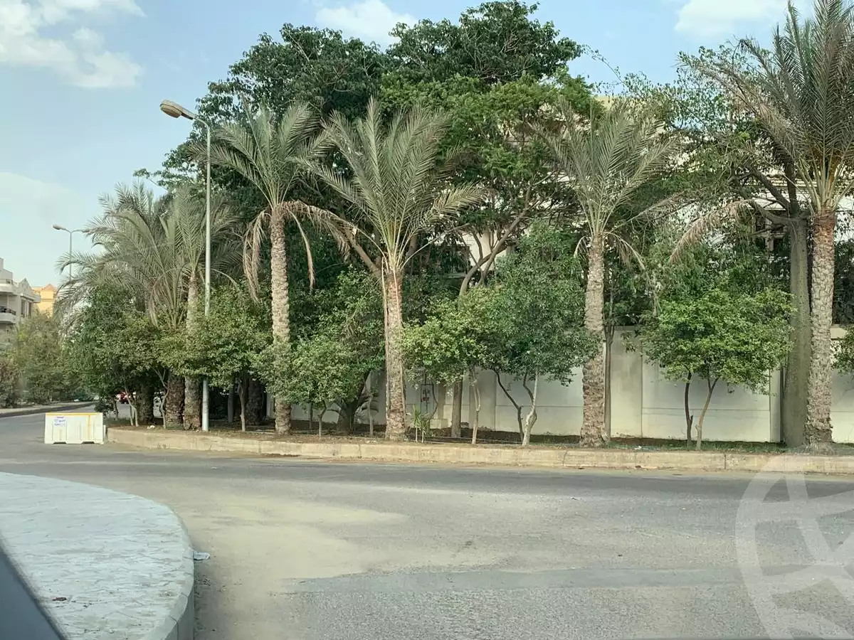 https://aqarmap.com.eg/en/listing/6535654-for-sale-cairo-new-cairo-ganob-el-akadamiya-south-academy-a-zaid-ebn-haretha-st