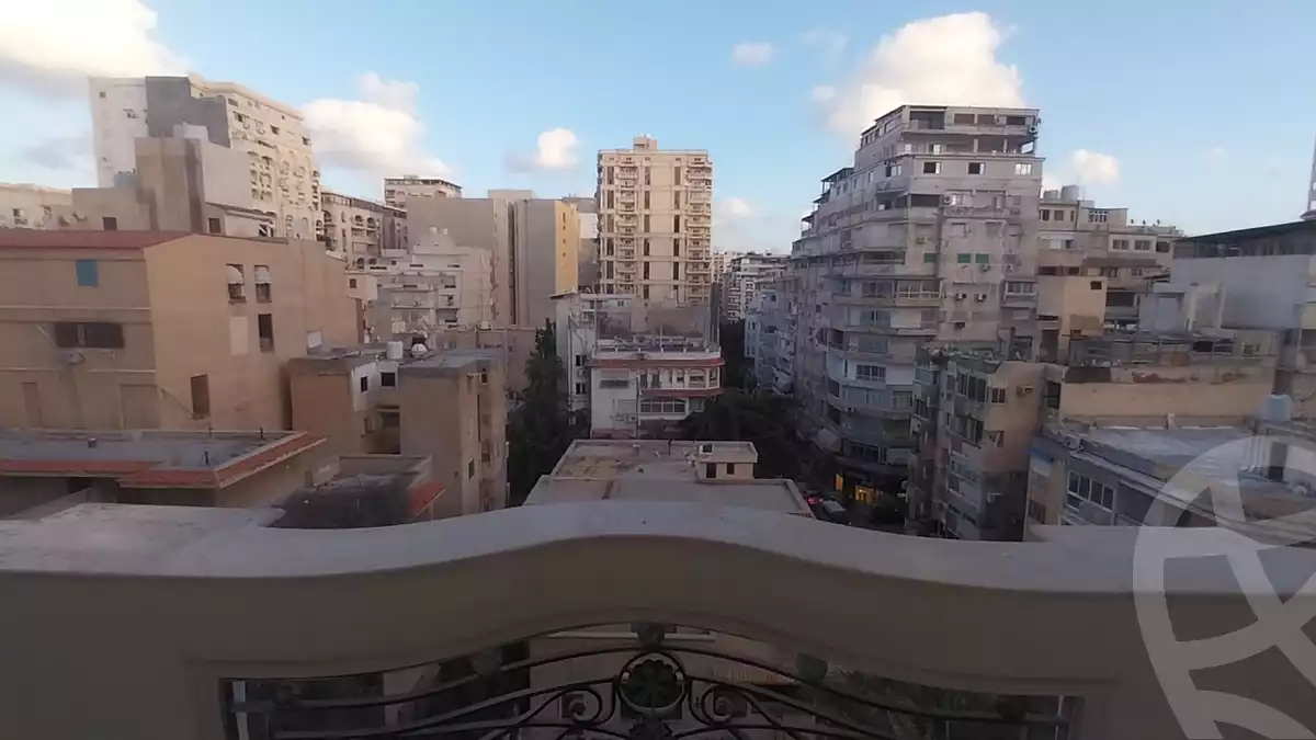 https://aqarmap.com.eg/en/listing/6537212-for-rent-alexandria-lauran-shaarawy-st
