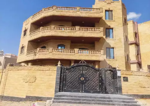 https://aqarmap.com.eg/en/listing/6538703-for-rent-cairo-new-cairo-el-yassamin-el-yasmeen-3-mohamed-rahim-st