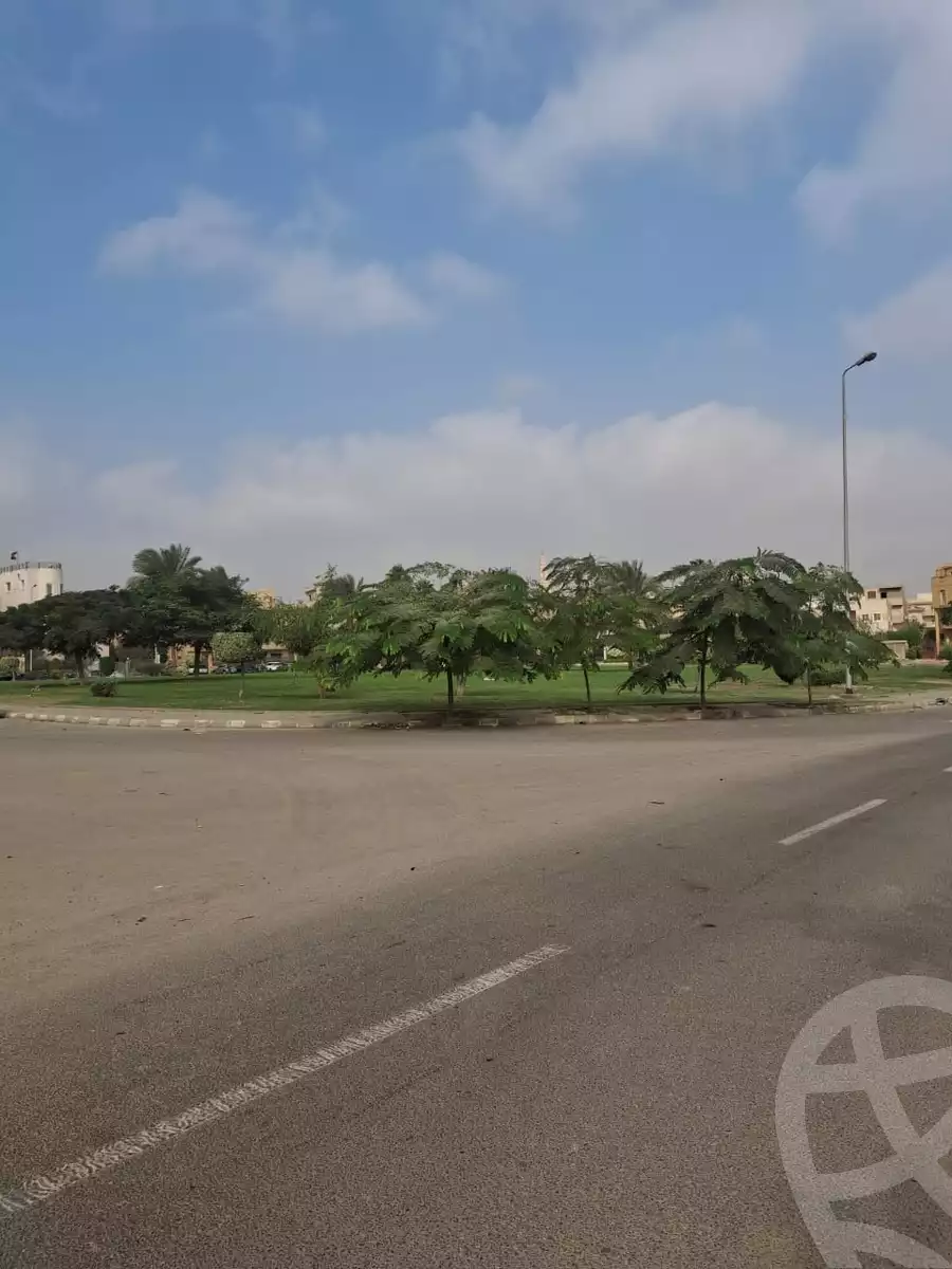 https://aqarmap.com.eg/ar/listing/6539446-for-sale-cairo-new-cairo-el-banafsg-el-banafsag-7-ibrahim-hamroush-st