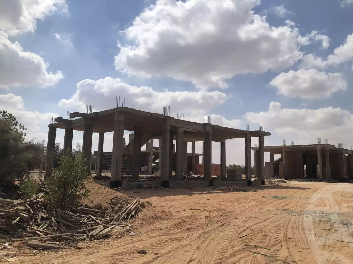 https://aqarmap.com.eg/ar/listing/6541705-for-sale-cairo-el-sheikh-zayed-city-compounds-ofok-1