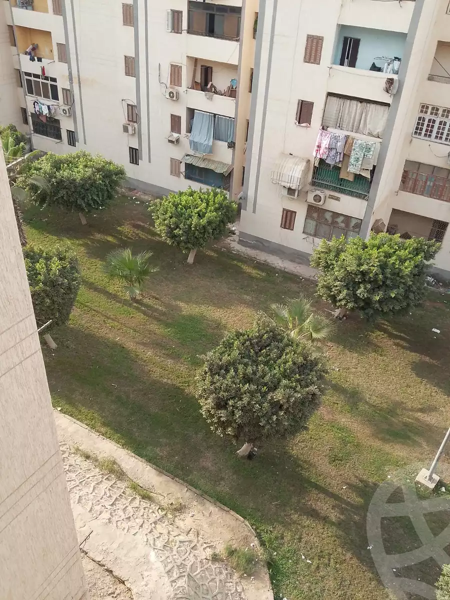 https://aqarmap.com.eg/en/listing/6542538-for-sale-cairo-el-sheikh-zayed-city-el-hay-elawel-street-10