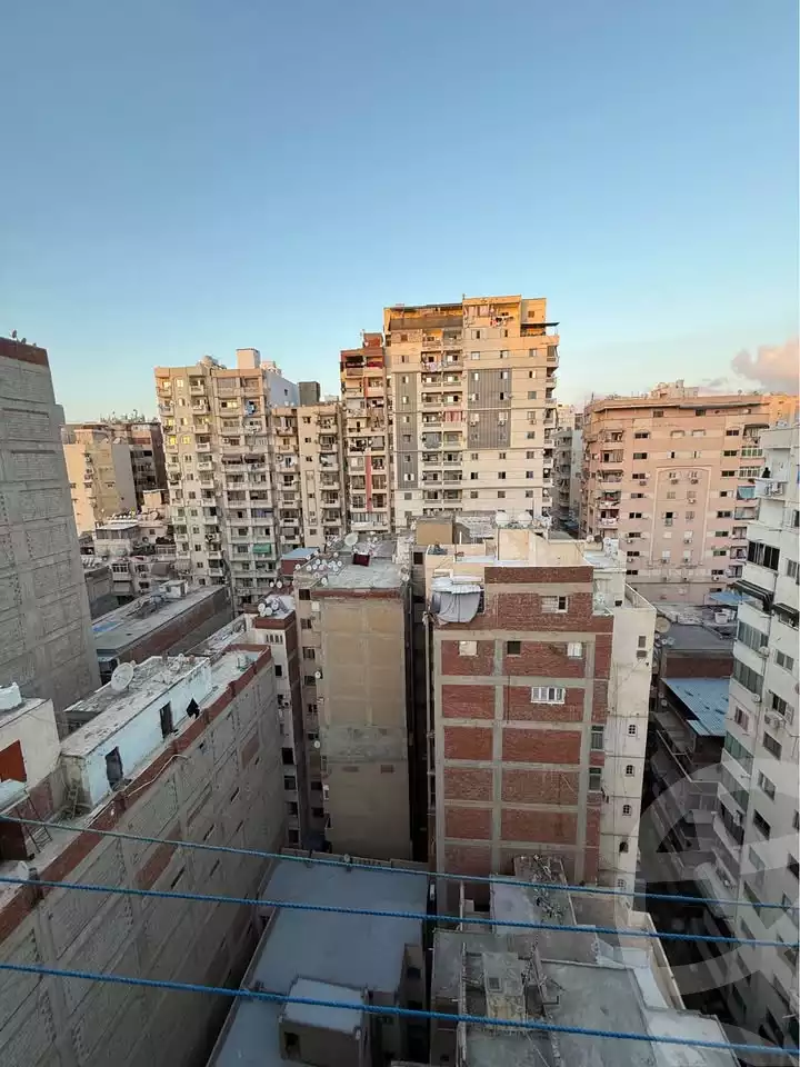 https://aqarmap.com.eg/en/listing/6544343-for-sale-alexandria-el-asafra-ahmed-tiesser-st