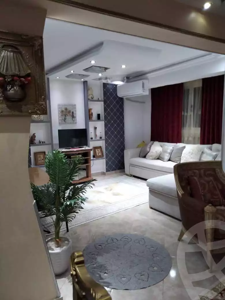 https://aqarmap.com.eg/en/listing/6546984-for-sale-cairo-helwan-zou-el-fekar-basha-st