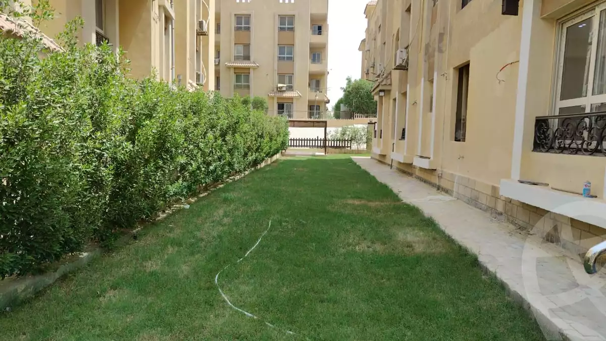 https://aqarmap.com.eg/en/listing/6548399-for-sale-cairo-el-sheikh-zayed-city-compounds-el-khamayel