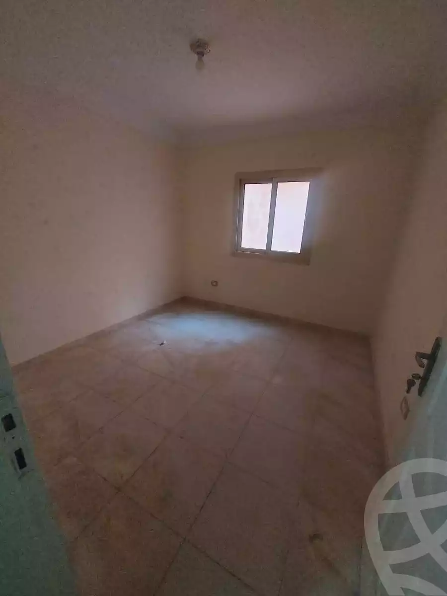 https://aqarmap.com.eg/en/listing/6549560-for-sale-cairo-helwan-mnshy-yn-hlwn-mansour-st