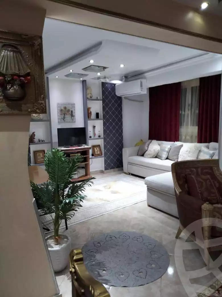 https://aqarmap.com.eg/en/listing/6550077-for-sale-cairo-helwan-zou-el-fekar-basha-st