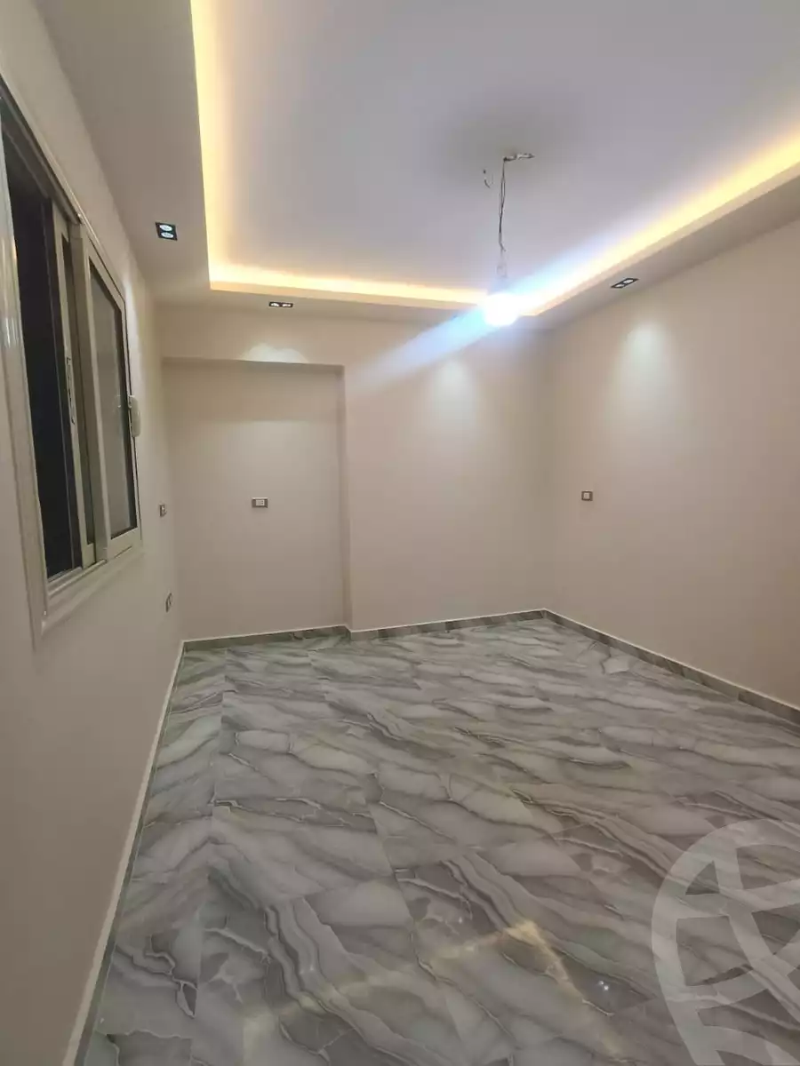 https://aqarmap.com.eg/ar/listing/6550414-for-sale-cairo-helwan-hadayek-helwan-nile-corniche-st