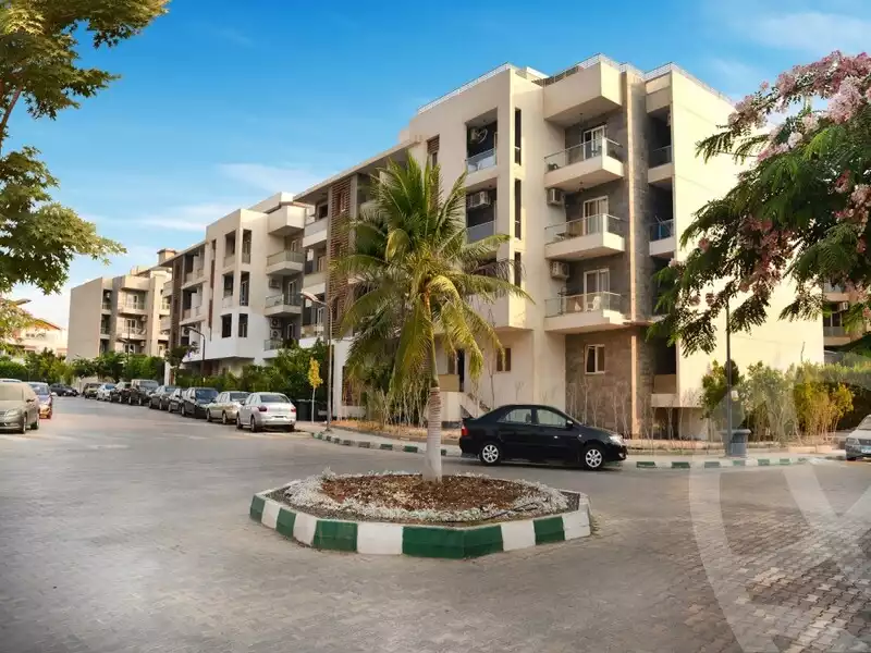 https://aqarmap.com.eg/en/listing/6550905-for-sale-cairo-el-sheikh-zayed-city-compounds-zayed-dunes