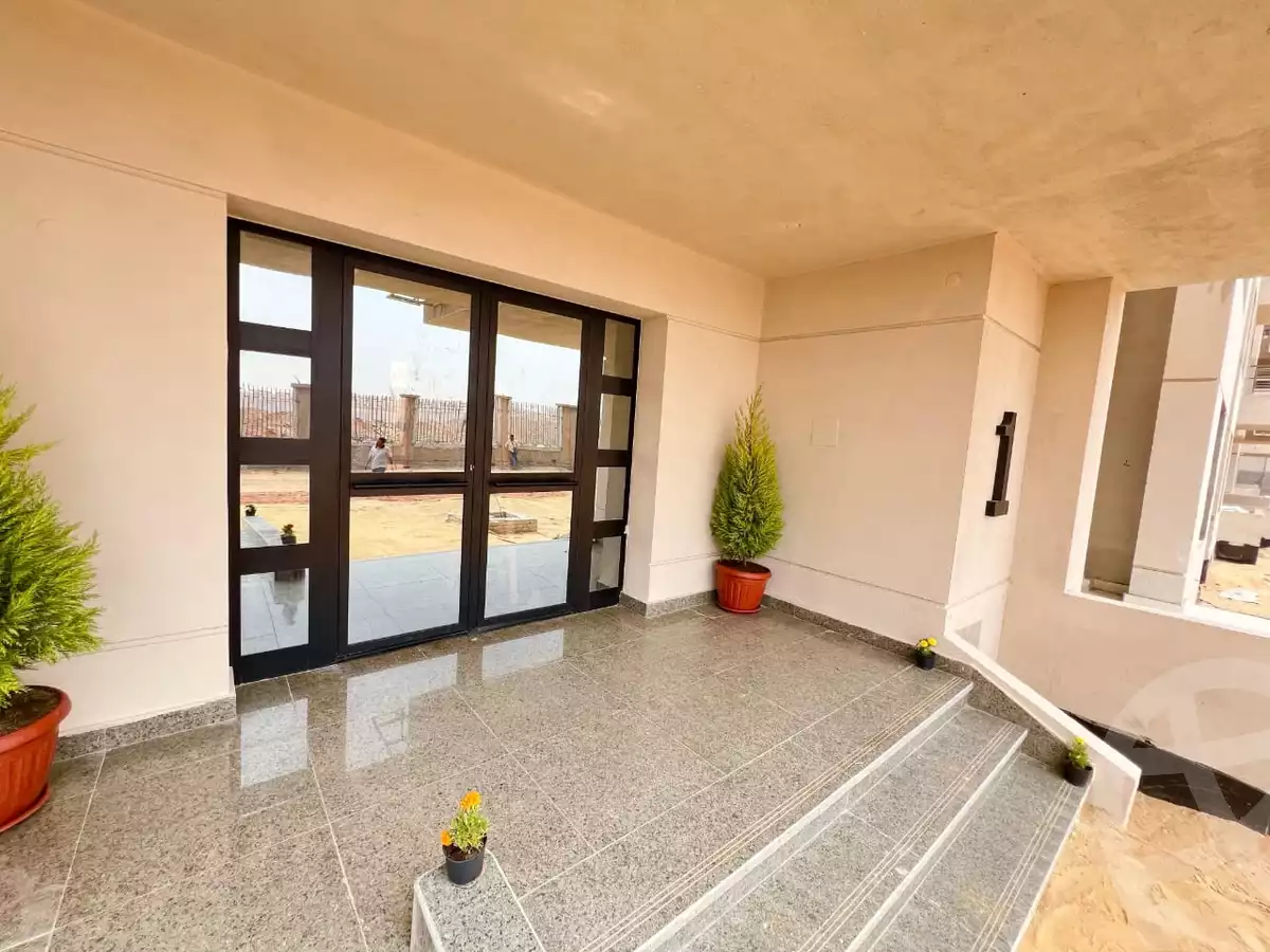 https://aqarmap.com.eg/en/listing/6551320-for-sale-cairo-new-administrative-capital-r8-rmtn