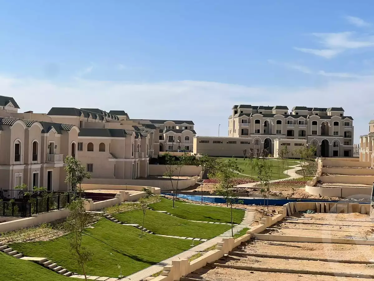 https://aqarmap.com.eg/en/listing/6551630-for-sale-cairo-new-cairo-lmstqbl-syty-compounds-lavenir