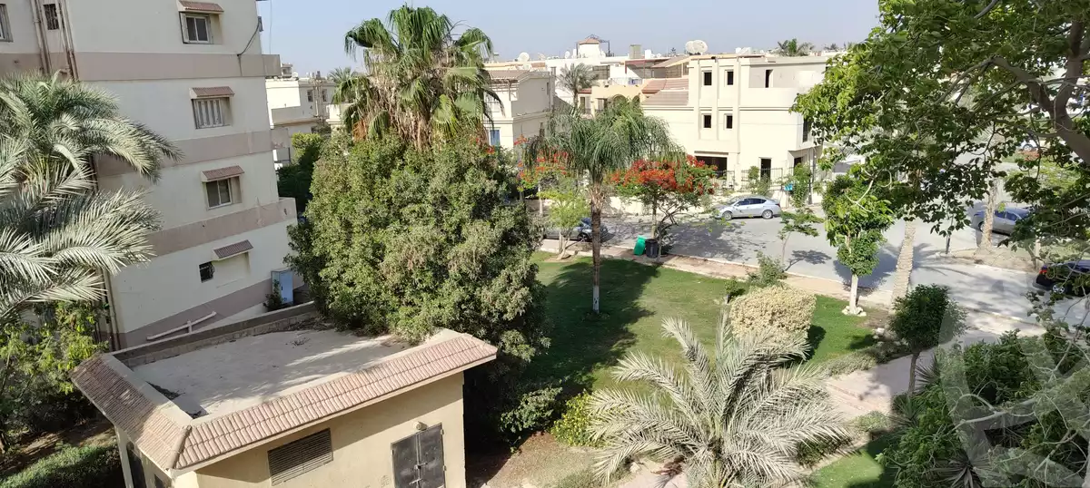 https://aqarmap.com.eg/en/listing/6554091-for-sale-cairo-el-sheikh-zayed-city-compounds-zayed-2000