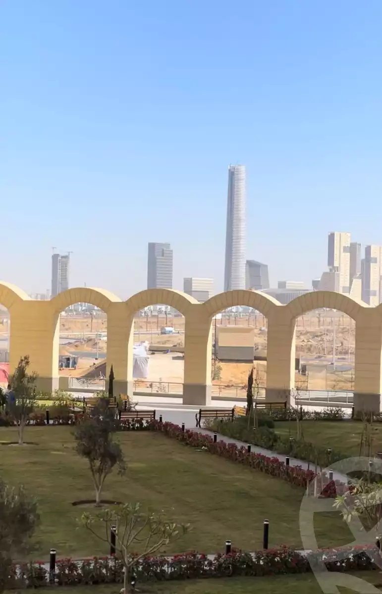 https://aqarmap.com.eg/ar/listing/6555473-for-sale-cairo-new-administrative-capital-r5-garden-city-compound-city-edge