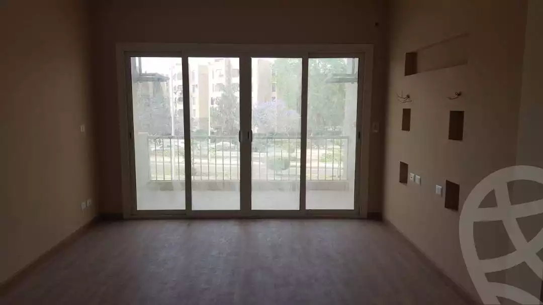 https://aqarmap.com.eg/ar/listing/6555882-for-rent-cairo-el-sheikh-zayed-city-compounds-dh-drys