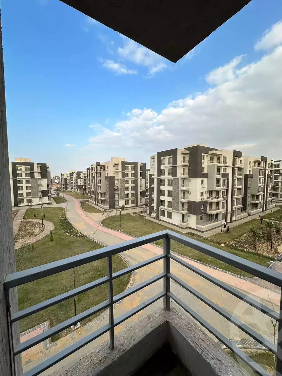 https://aqarmap.com.eg/ar/listing/6557613-for-rent-cairo-el-sheikh-zayed-city-green-revolution
