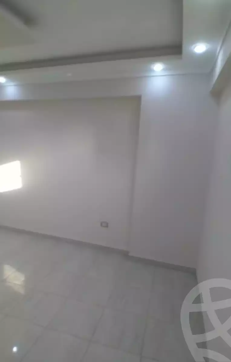 https://aqarmap.com.eg/ar/listing/6558284-for-sale-alexandria-sydy-bshr-sydy-bshr-bhry-khalil-hamada-st