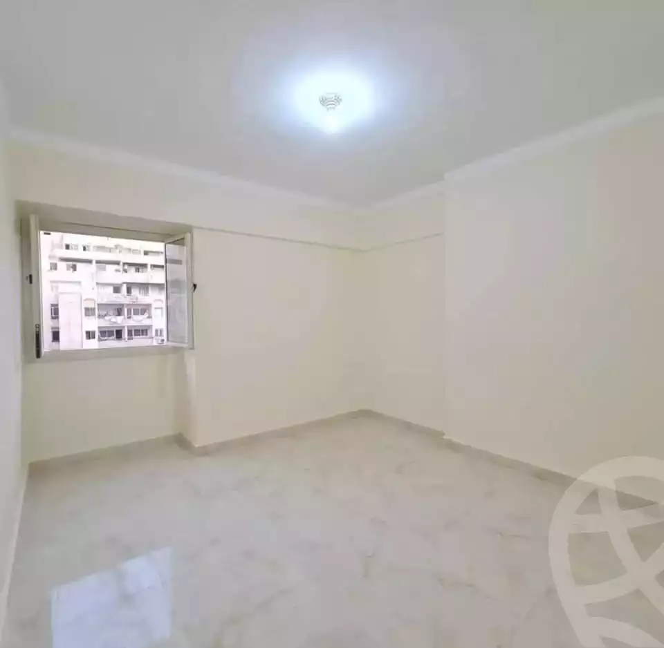 https://aqarmap.com.eg/ar/listing/6562180-for-sale-alexandria-miami