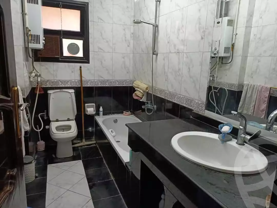 https://aqarmap.com.eg/ar/listing/6562210-for-sale-cairo-helwan-rostom-st