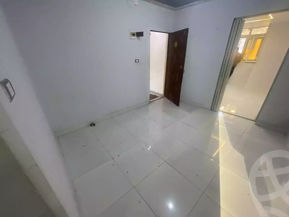 https://aqarmap.com.eg/en/listing/6565543-for-rent-alexandria-zezenia