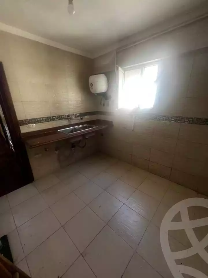 https://aqarmap.com.eg/ar/listing/6565548-for-sale-alexandria-ganaklis
