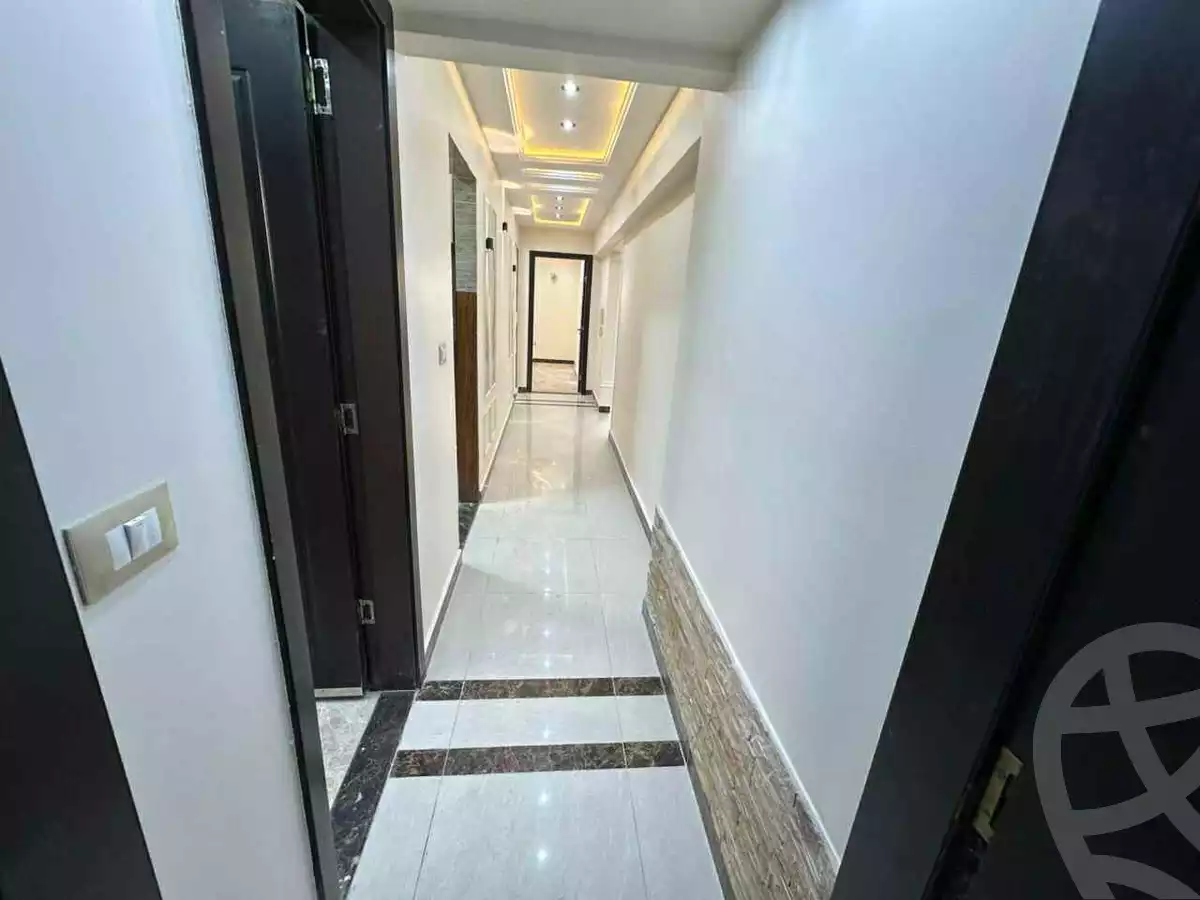 https://aqarmap.com.eg/ar/listing/6565579-for-sale-alexandria-el-asafra-l-sfr-bhry