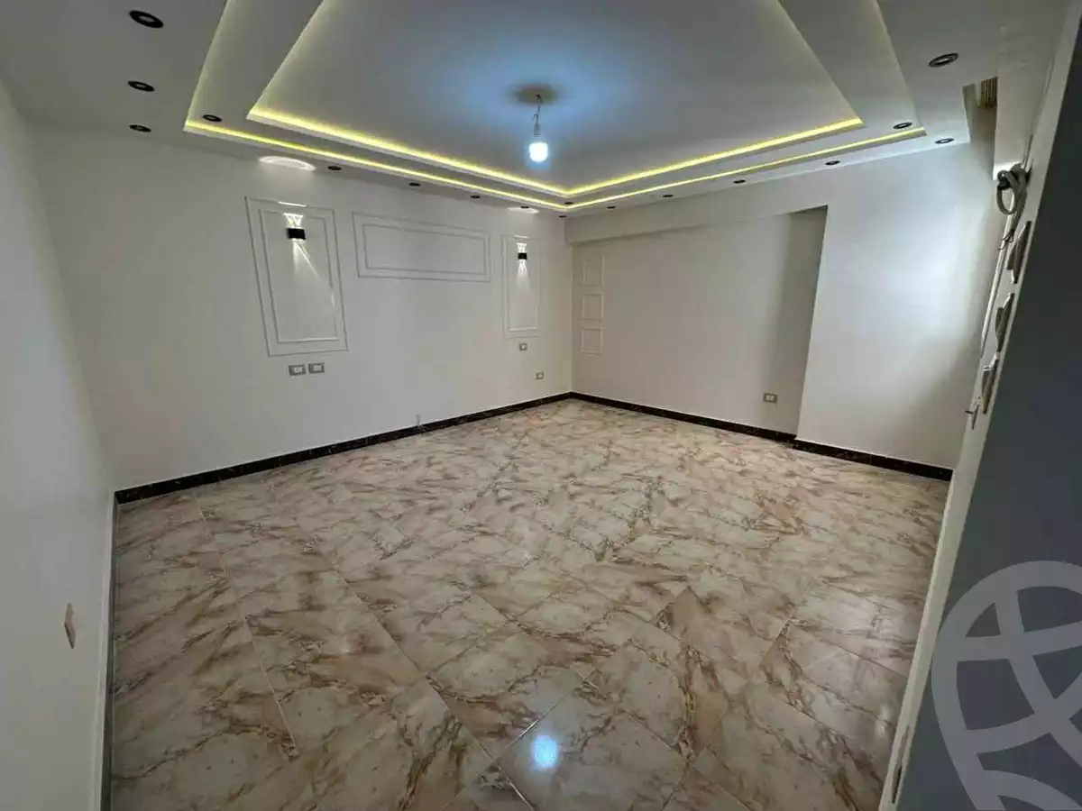 https://aqarmap.com.eg/ar/listing/6565579-for-sale-alexandria-el-asafra-l-sfr-bhry