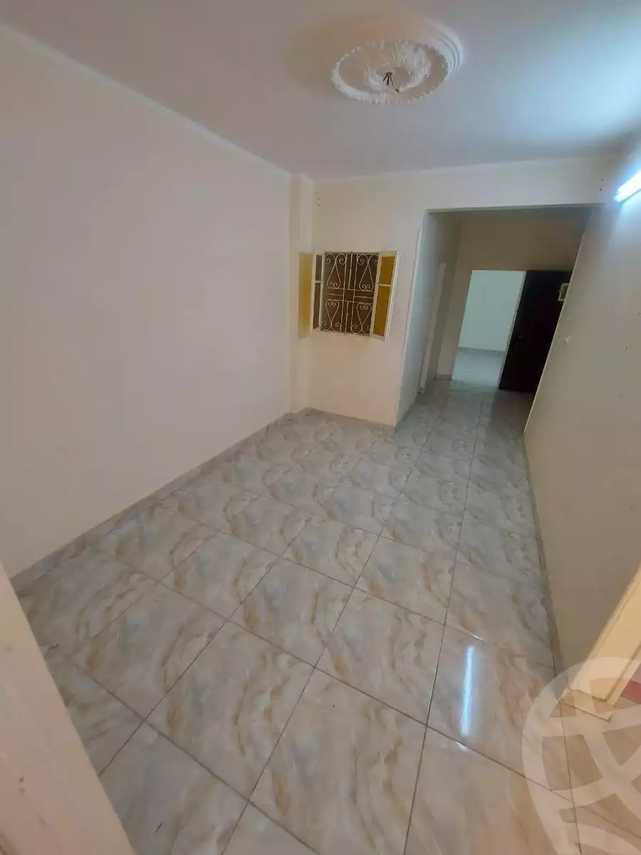https://aqarmap.com.eg/en/listing/6565896-for-sale-cairo-helwan-helwan-el-sharkeya-ryad-pasha-st