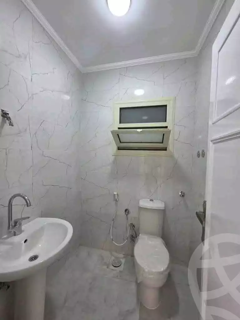 https://aqarmap.com.eg/ar/listing/6568621-for-sale-alexandria-el-asafra-l-sfr-bhry