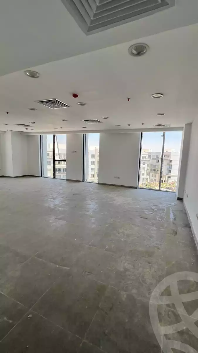 https://aqarmap.com.eg/ar/listing/6569964-for-rent-cairo-new-cairo-compounds-garden-residence-hyde-park