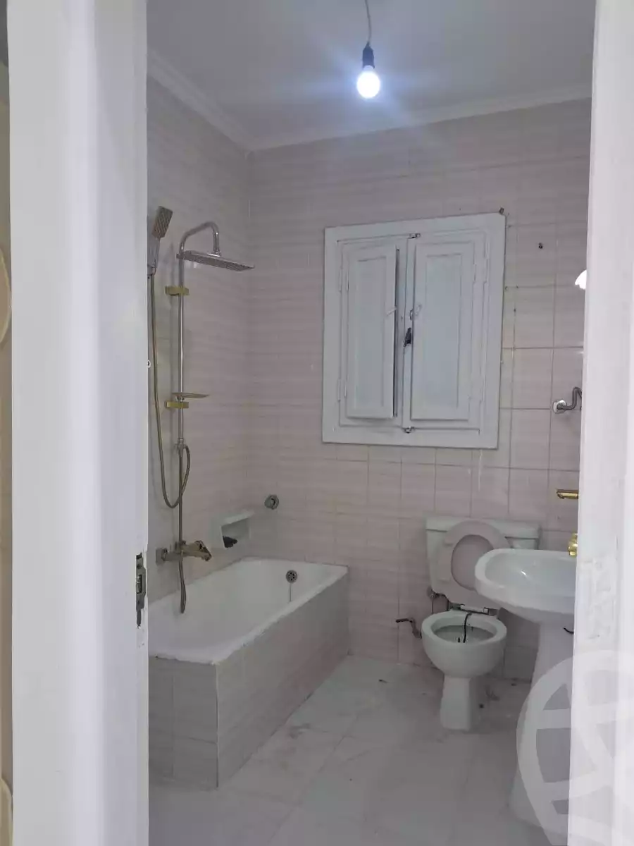 https://aqarmap.com.eg/ar/listing/6570310-for-sale-alexandria-l-jmy-lbytsh