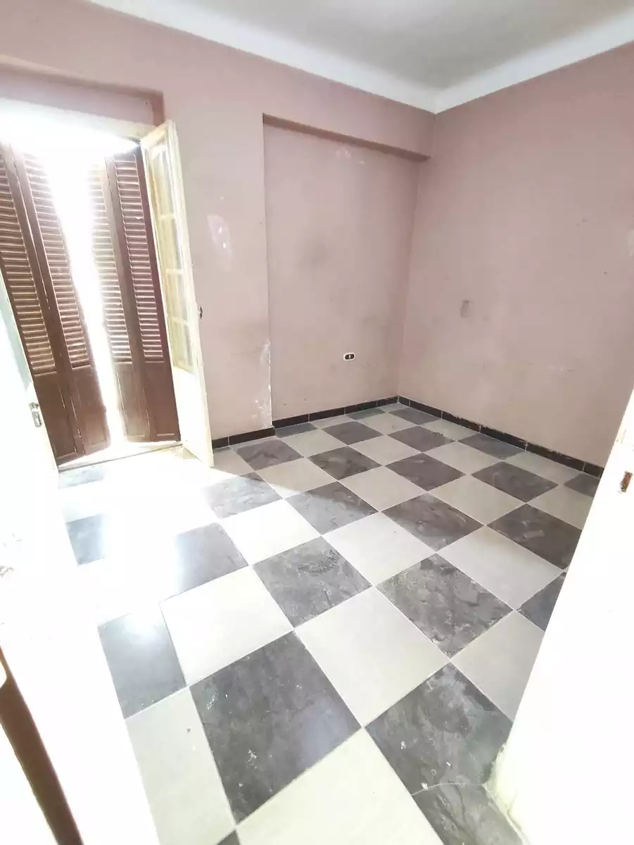 https://aqarmap.com.eg/en/listing/6570414-for-rent-alexandria-el-mandara-al-omanaa-st
