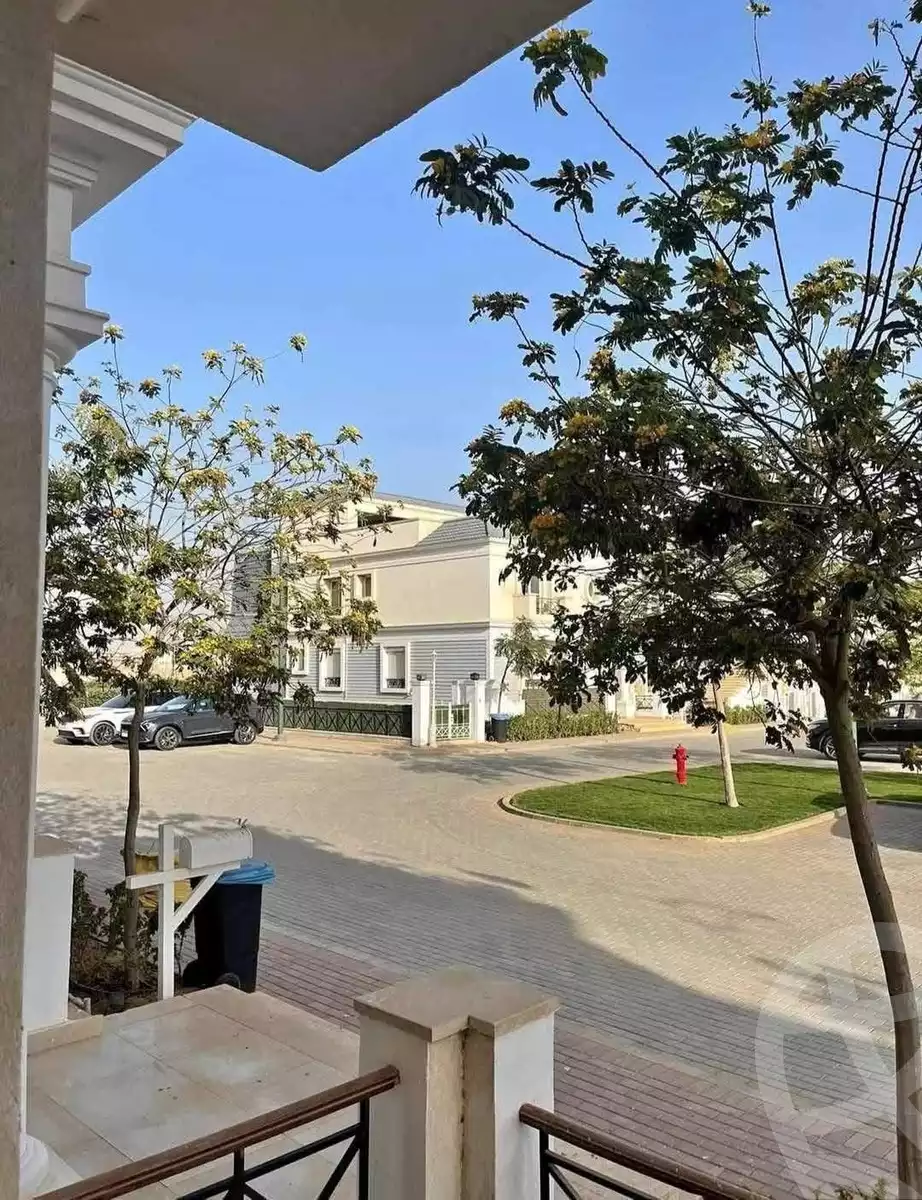 https://aqarmap.com.eg/ar/listing/6571429-for-rent-cairo-new-cairo-compounds-mountain-view-hyde-park