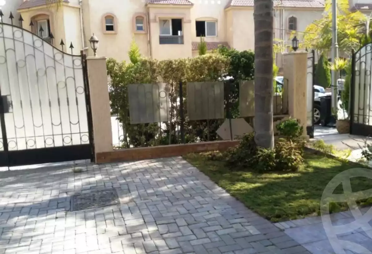 https://aqarmap.com.eg/ar/listing/6573425-for-sale-cairo-new-cairo-compounds-sarai-esse-residence-sarai