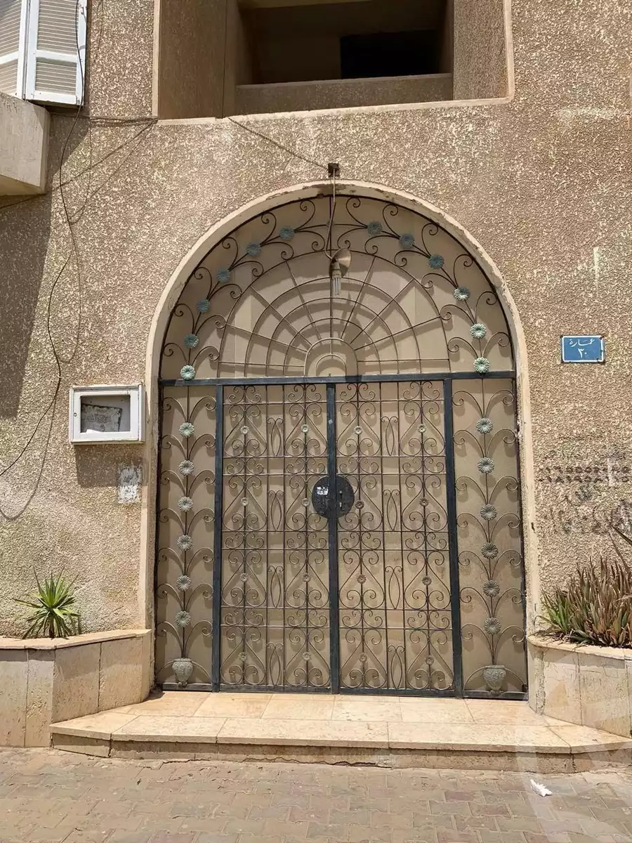 https://aqarmap.com.eg/ar/listing/6573498-for-sale-cairo-el-shorouk-skn-lshbb-70m