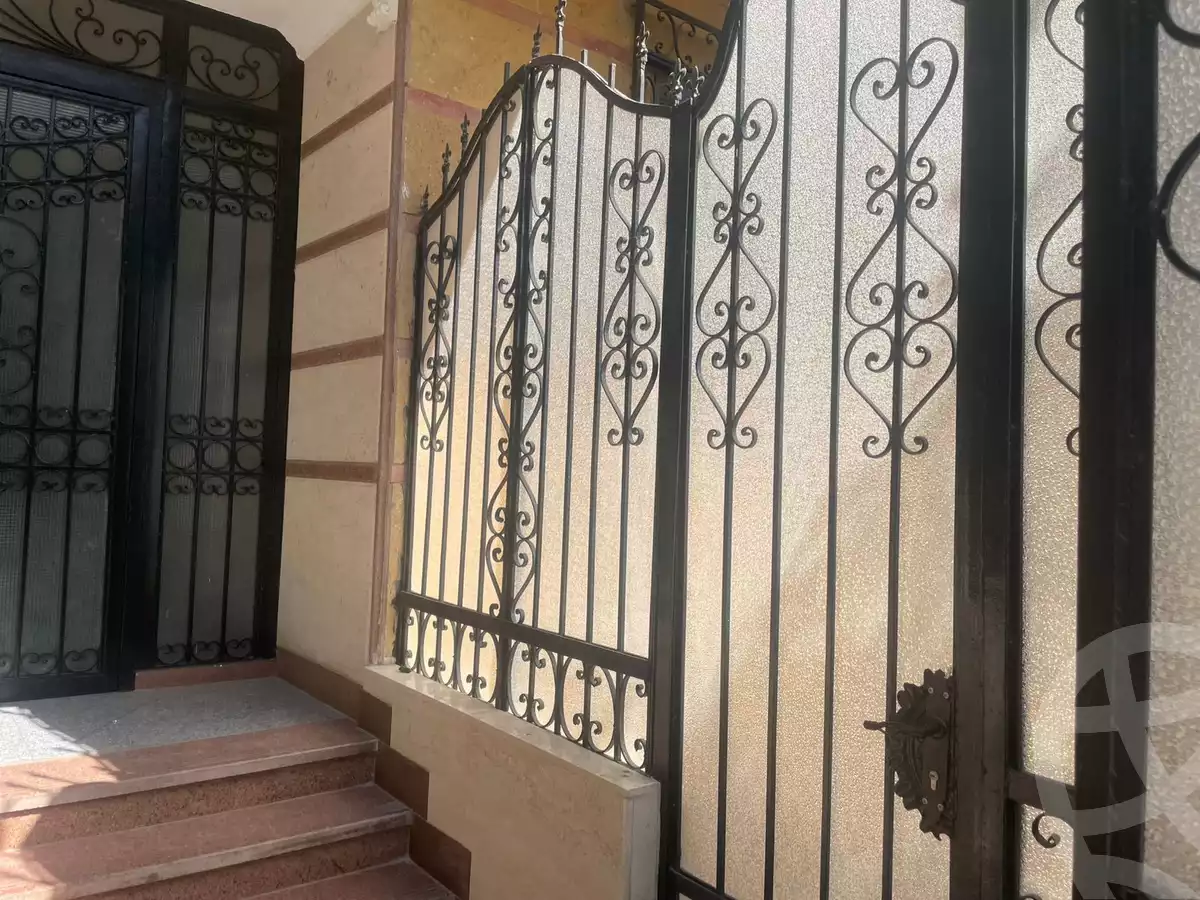 https://aqarmap.com.eg/ar/listing/6579713-for-sale-cairo-new-cairo-gharb-arabila-doctor-hani-maher-st