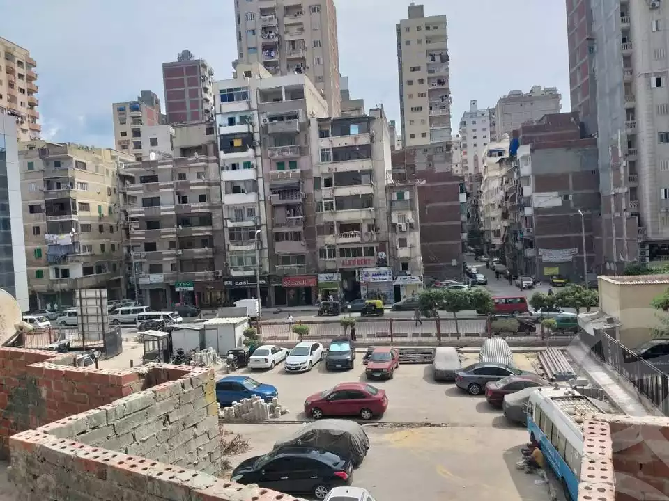 https://aqarmap.com.eg/ar/listing/6580016-for-sale-alexandria-sydy-bshr-sydy-bshr-bhry-gamal-abd-el-nasir-st