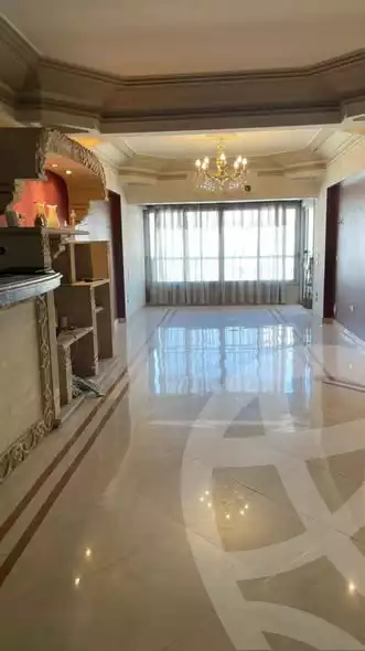 https://aqarmap.com.eg/ar/listing/6580032-for-sale-cairo-shoubra-el-sahel-shobra-st