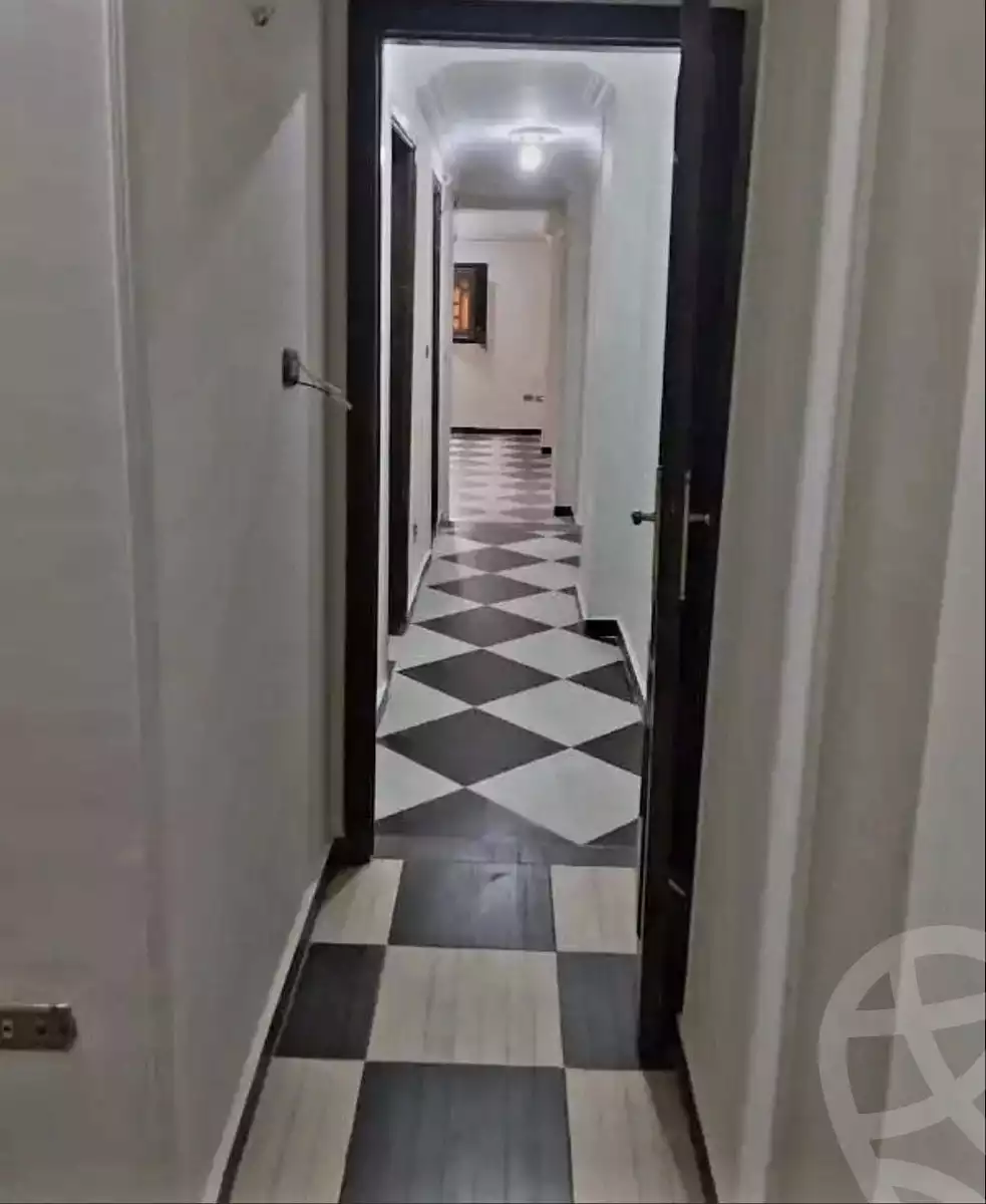 https://aqarmap.com.eg/en/listing/6580684-for-sale-cairo-el-haram-shareaa-khatem-el-morsalen