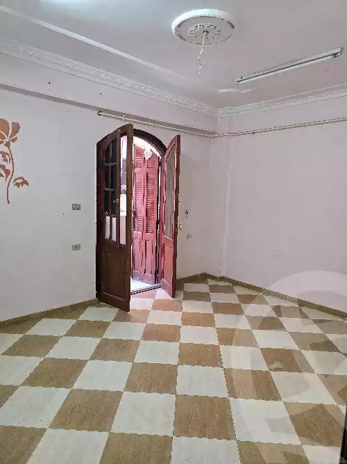 https://aqarmap.com.eg/en/listing/6578569-for-rent-monufia-shibin-el-kom-shebeen-el-kom-city-paris-st