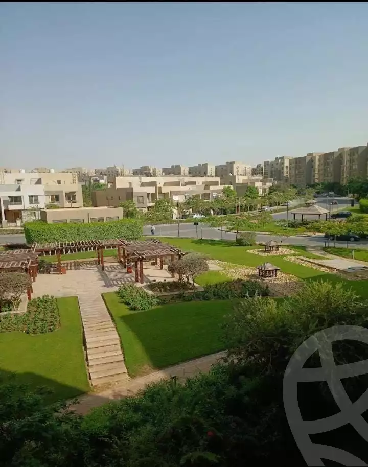https://aqarmap.com.eg/en/listing/6583123-for-sale-cairo-new-cairo-compounds-the-square