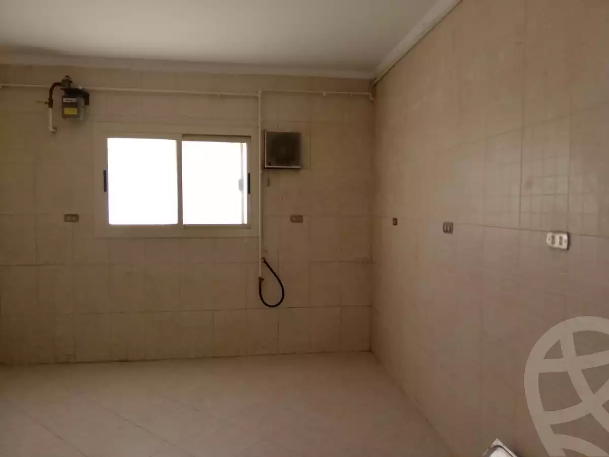 https://aqarmap.com.eg/en/listing/6585918-for-rent-cairo-el-sheikh-zayed-city-compounds-el-yasmeen-compound