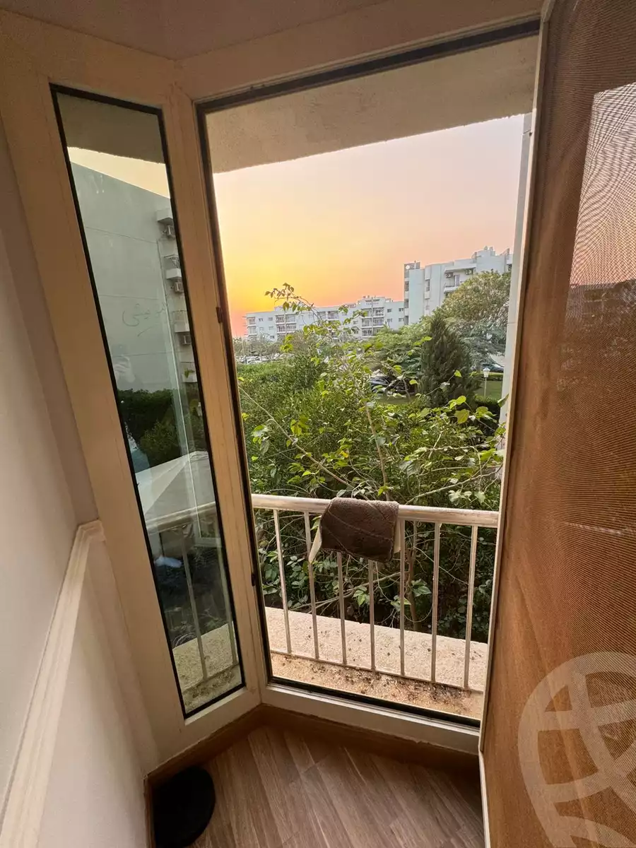 https://aqarmap.com.eg/en/listing/6586216-for-rent-cairo-el-sheikh-zayed-city-compounds-dh-drys