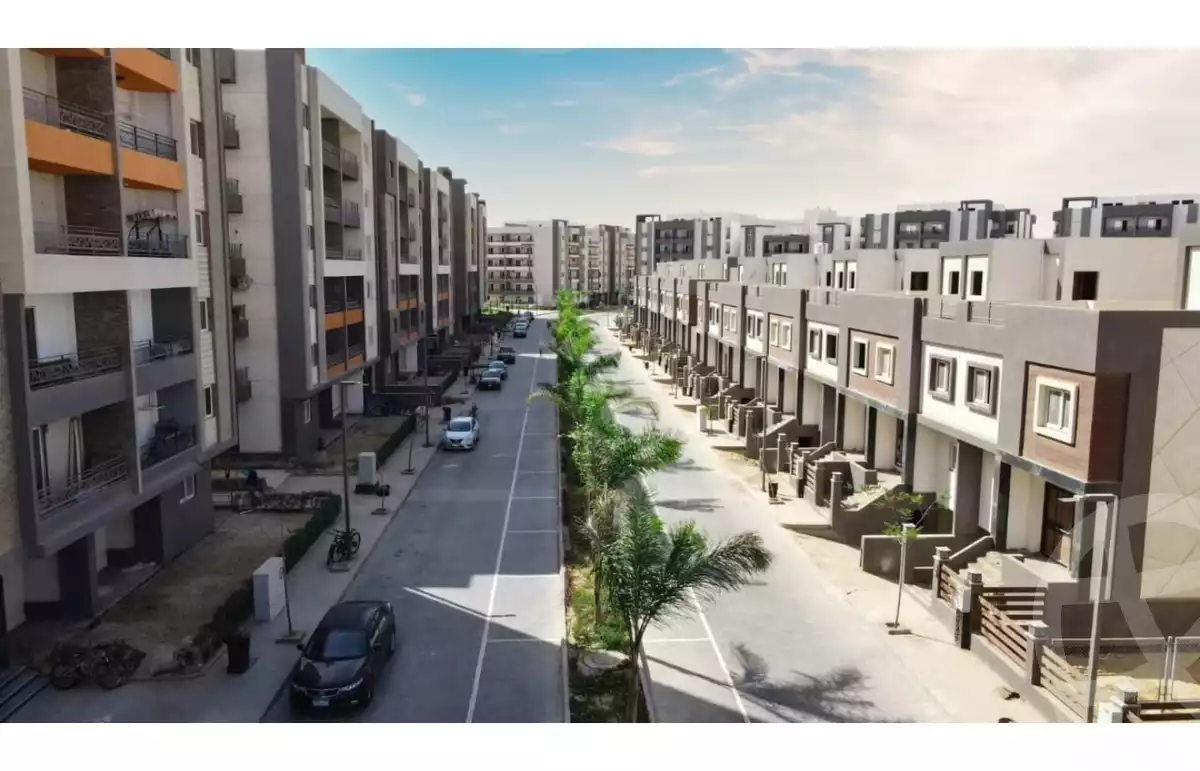 https://aqarmap.com.eg/ar/listing/6588497-for-sale-cairo-6th-of-october-hadaeq-october-kmbwnd-fy-hdyq-ktwbr-rock-eden-compound