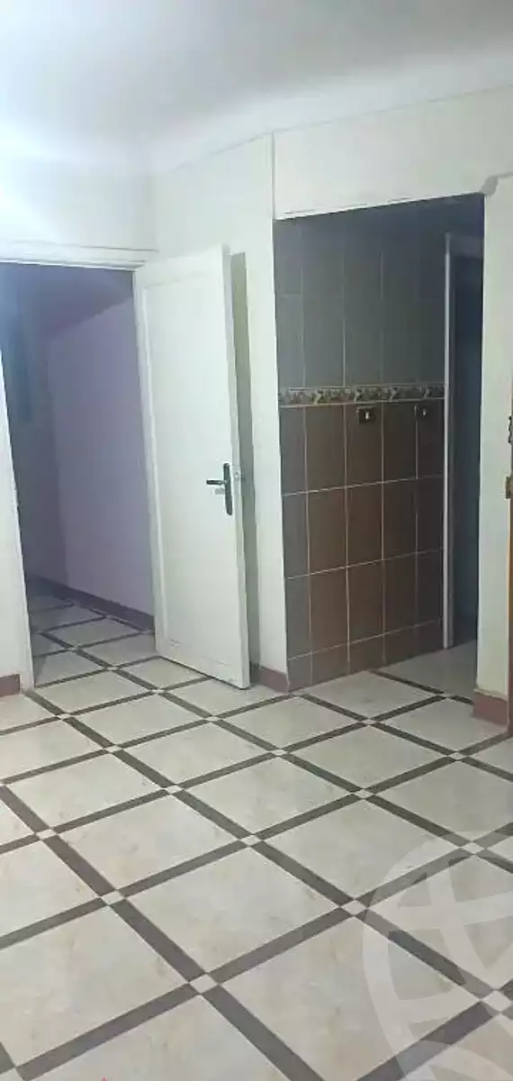 https://aqarmap.com.eg/ar/listing/6588895-for-rent-alexandria-shds
