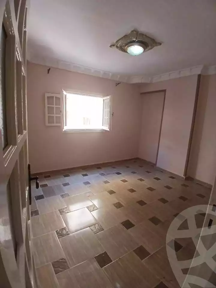 https://aqarmap.com.eg/en/listing/6589196-for-sale-alexandria-el-mandara-alex-el-mandara-bahri-sidi-kamal-st