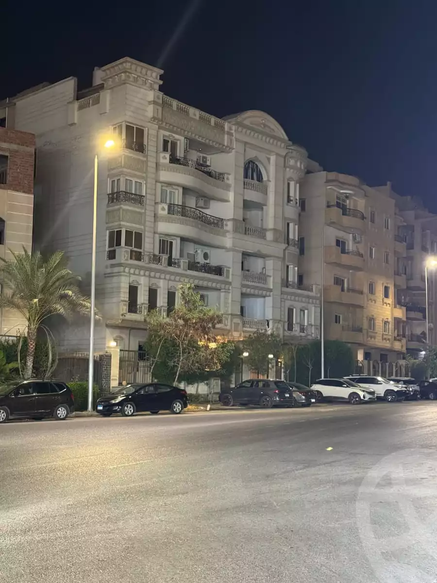 https://aqarmap.com.eg/ar/listing/6590571-for-sale-cairo-new-cairo-el-narges-el-narges-omarat-street-79