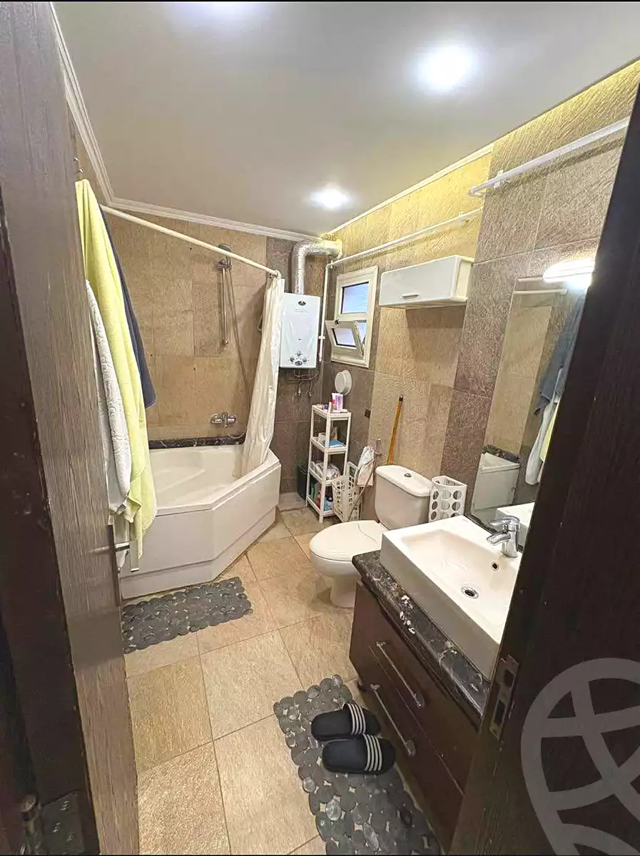 https://aqarmap.com.eg/en/listing/6590678-for-sale-cairo-hadayek-el-ahram-bwb-hms