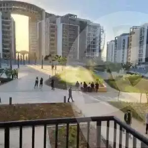 https://aqarmap.com.eg/ar/listing/6591020-for-sale-cairo-el-sheikh-zayed-city-compounds-zyd-wr-llttwyr-park-towers-zed-el-sheikh-zayed-compound